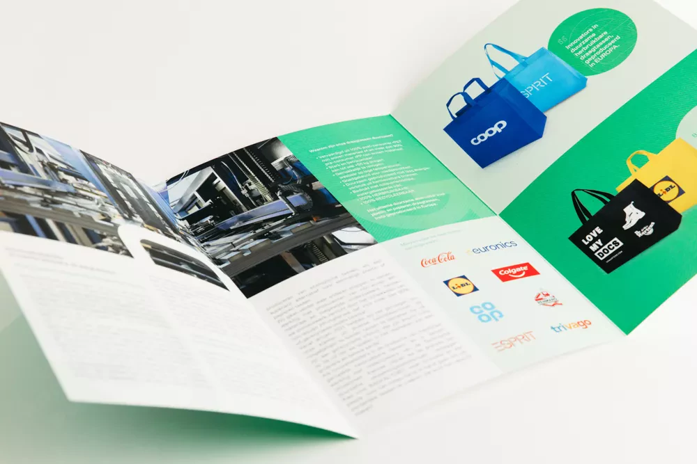 https://izyprint.be/storage/418/conversions/0N2A6986-411-411-optimized.webp