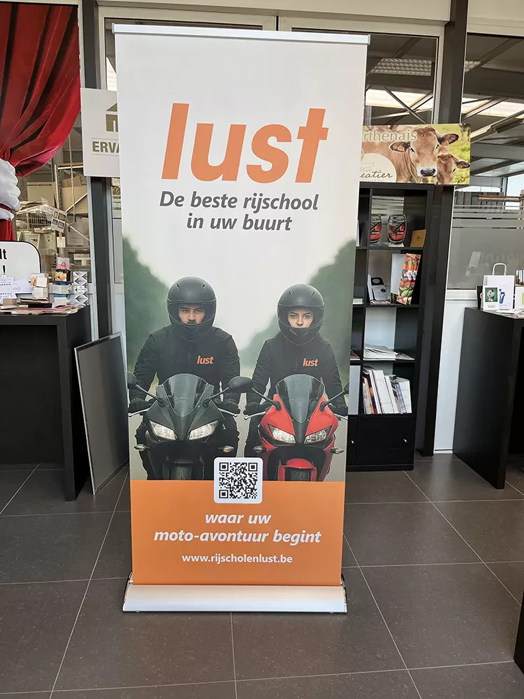 Roll-up banner